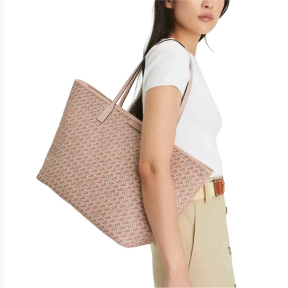 Tory Burch Handbags - Tory Burch pink ever ready tote